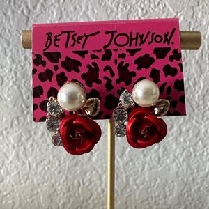NWT Betsey Johnson Earrings